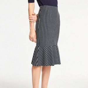 Ann Taylor Trumpet Skirt Women's Small Navy Green/White Stripes Stretch Knit